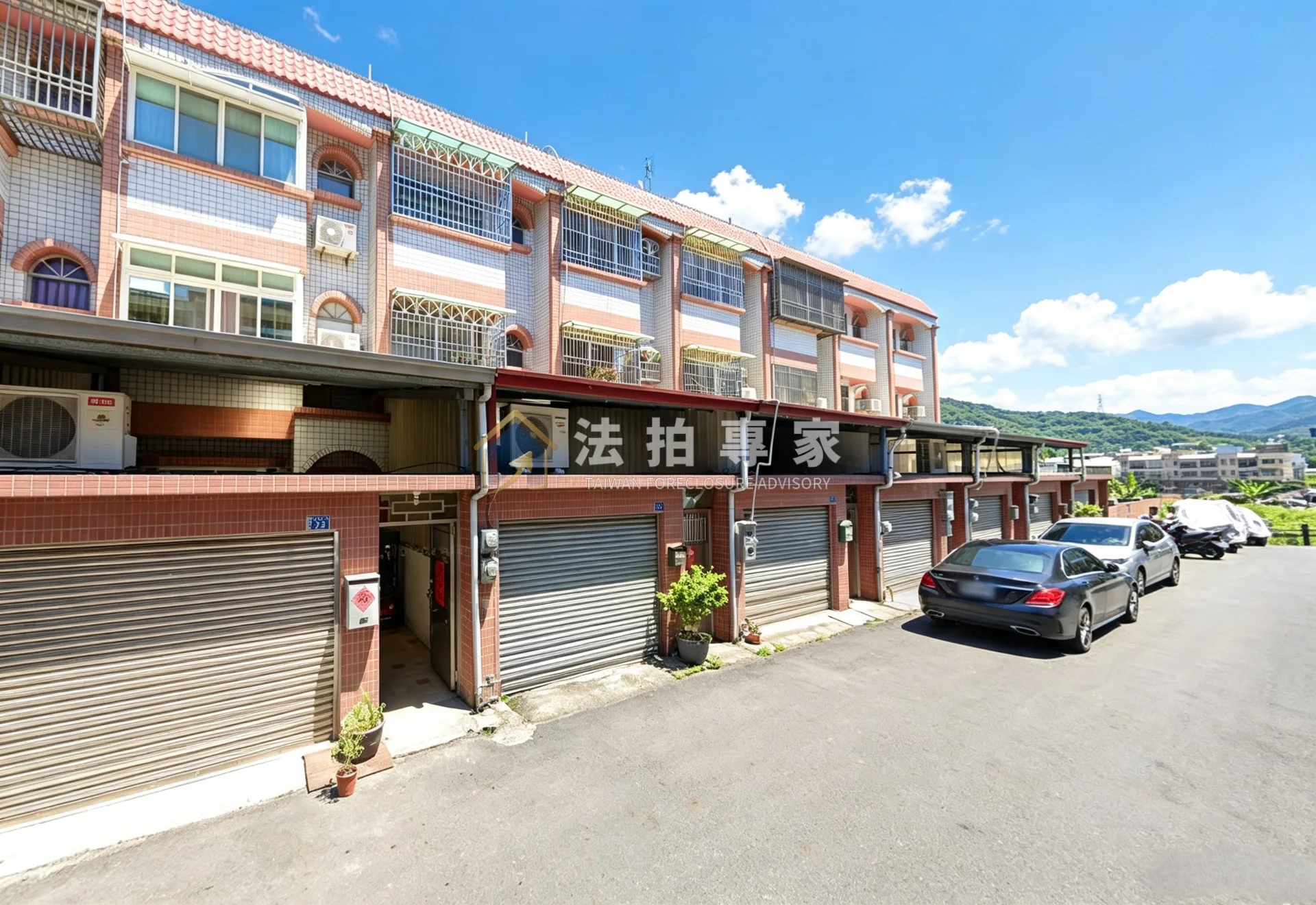 南投國姓・建國街・四樓車庫透天照片 1